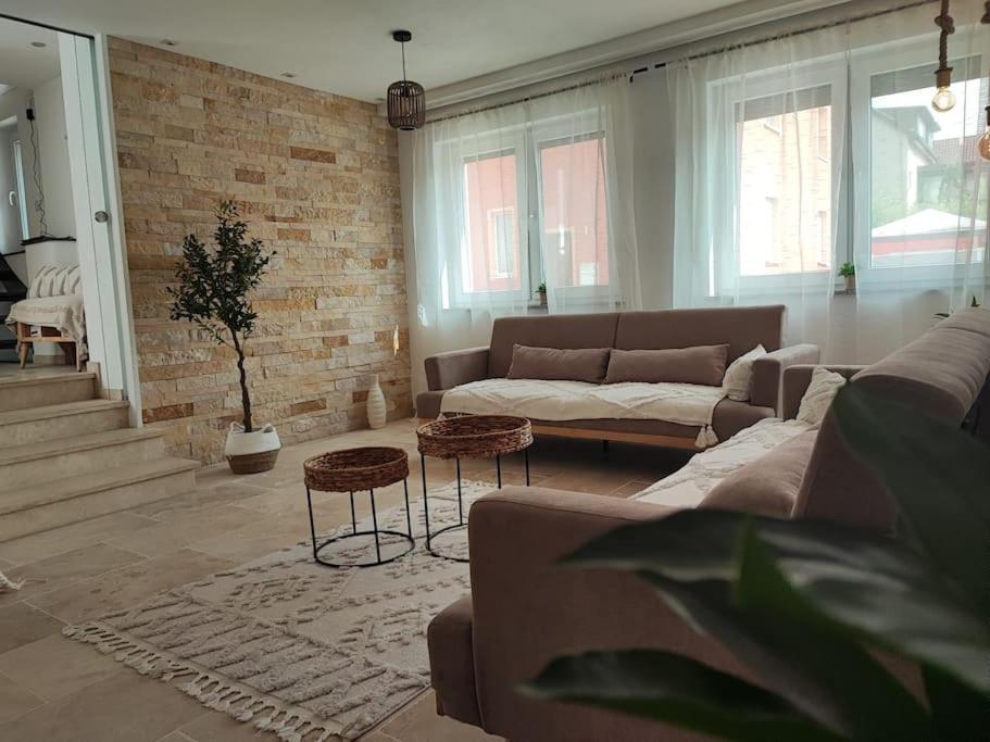 -Stadthaus Ida- Mit Grosser Dachterasse, Am Schlosspark, Luftkurort Kisslegg, Boxspringbetten, Kaffeevollautomat, Smarttv, Familienfreundlich, Grosszuegig, Zentral المظهر الخارجي الصورة