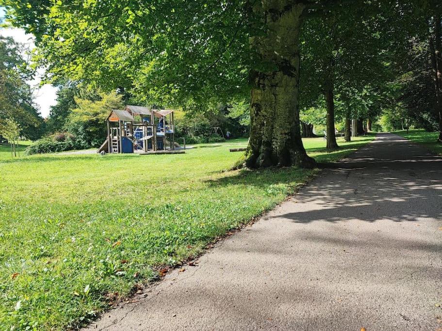 -Stadthaus Ida- Mit Grosser Dachterasse, Am Schlosspark, Luftkurort Kisslegg, Boxspringbetten, Kaffeevollautomat, Smarttv, Familienfreundlich, Grosszuegig, Zentral المظهر الخارجي الصورة
