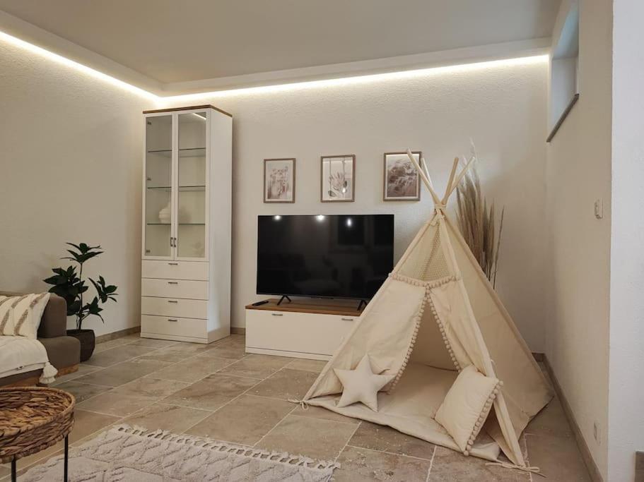 -Stadthaus Ida- Mit Grosser Dachterasse, Am Schlosspark, Luftkurort Kisslegg, Boxspringbetten, Kaffeevollautomat, Smarttv, Familienfreundlich, Grosszuegig, Zentral المظهر الخارجي الصورة