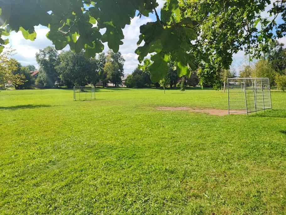 -Stadthaus Ida- Mit Grosser Dachterasse, Am Schlosspark, Luftkurort Kisslegg, Boxspringbetten, Kaffeevollautomat, Smarttv, Familienfreundlich, Grosszuegig, Zentral المظهر الخارجي الصورة