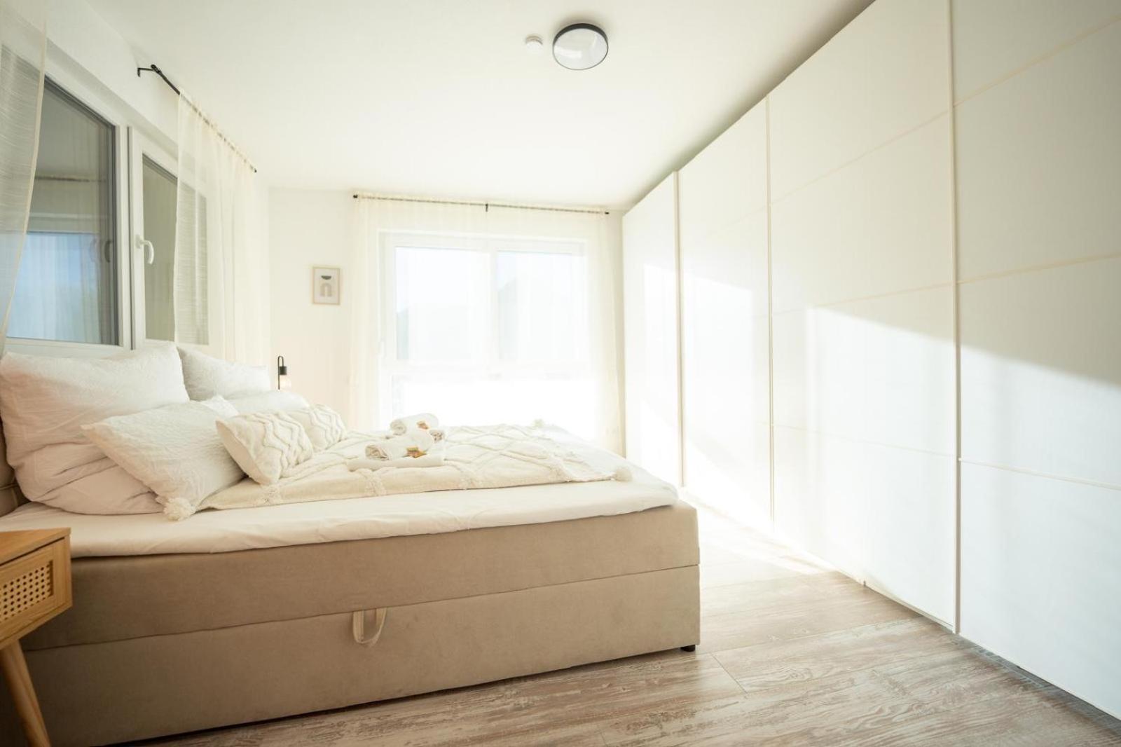 -Stadthaus Ida- Mit Grosser Dachterasse, Am Schlosspark, Luftkurort Kisslegg, Boxspringbetten, Kaffeevollautomat, Smarttv, Familienfreundlich, Grosszuegig, Zentral المظهر الخارجي الصورة