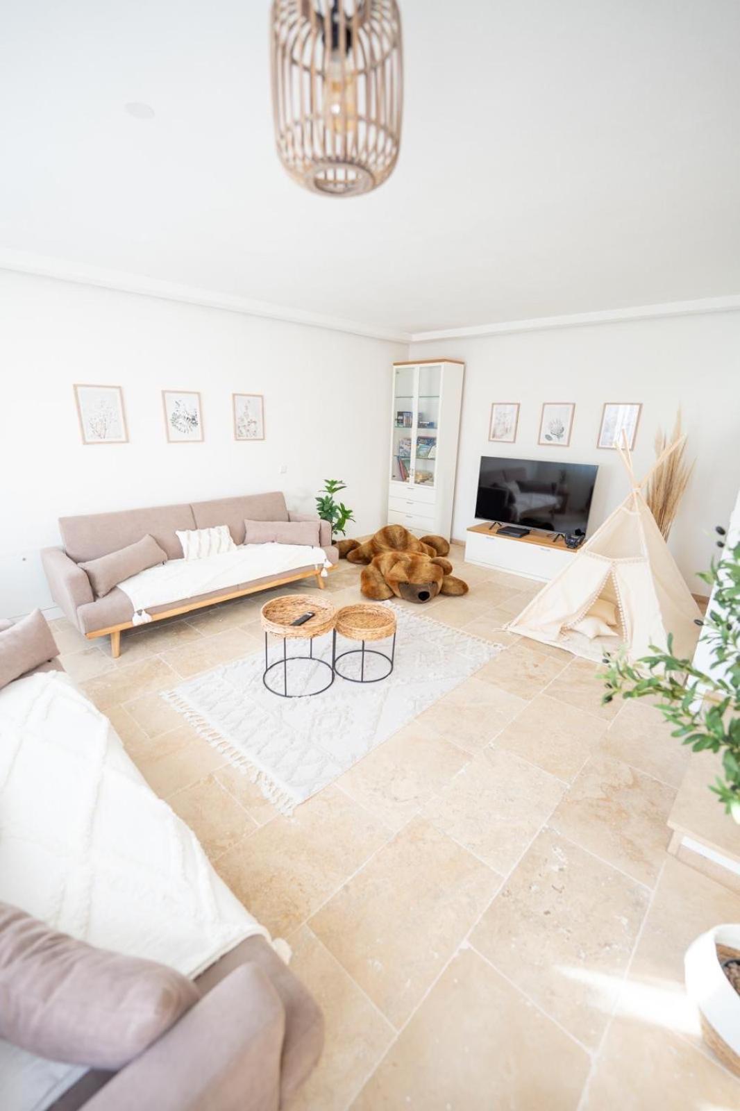 -Stadthaus Ida- Mit Grosser Dachterasse, Am Schlosspark, Luftkurort Kisslegg, Boxspringbetten, Kaffeevollautomat, Smarttv, Familienfreundlich, Grosszuegig, Zentral المظهر الخارجي الصورة