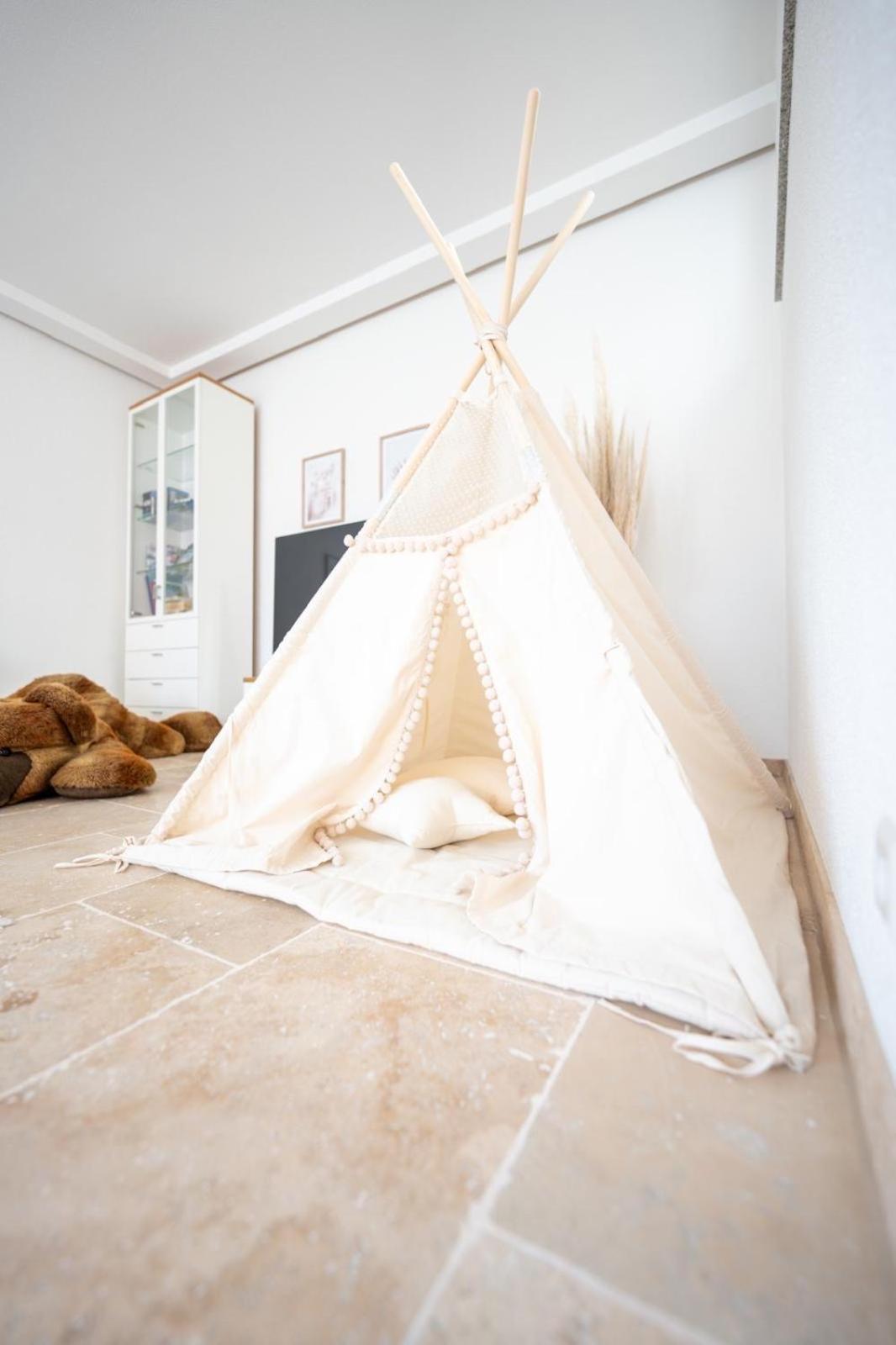 -Stadthaus Ida- Mit Grosser Dachterasse, Am Schlosspark, Luftkurort Kisslegg, Boxspringbetten, Kaffeevollautomat, Smarttv, Familienfreundlich, Grosszuegig, Zentral المظهر الخارجي الصورة